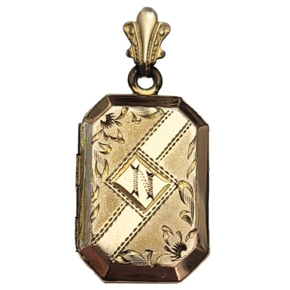 Gold Filled Vintage Hinged Square Locket With Black & White Photos Pendant E848 - Picture 9 of 9